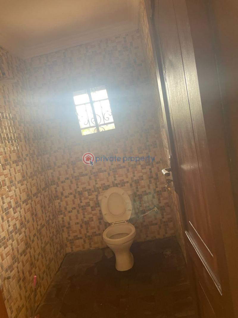 Newly available standard 3bedroom flat at akoto estate elebu with modern facilities. - 3 3 bedroom Block Of Flats For Rent Akoto Elebu Ibadan Oyo - 3