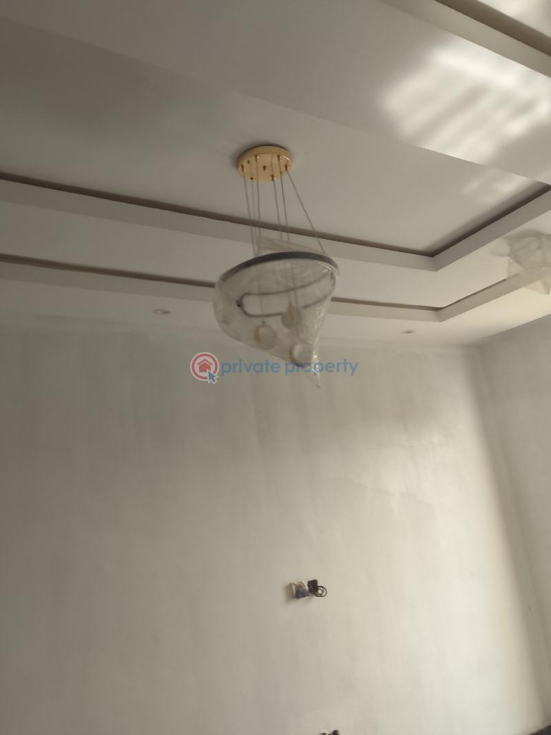 2 bedroom Block Of Flats For Rent Magboro Bus Stop Obafemi Owode Ogun - 9