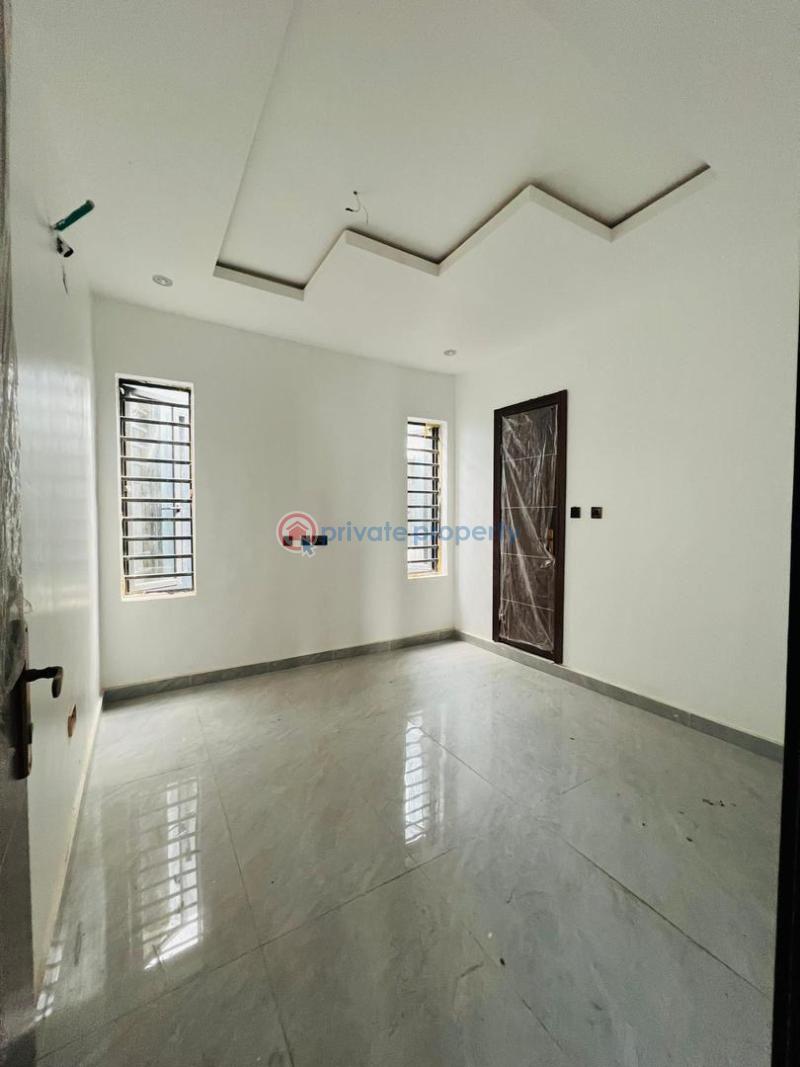 2 bedroom Maisonette For Sale Surulere Lagos - 1