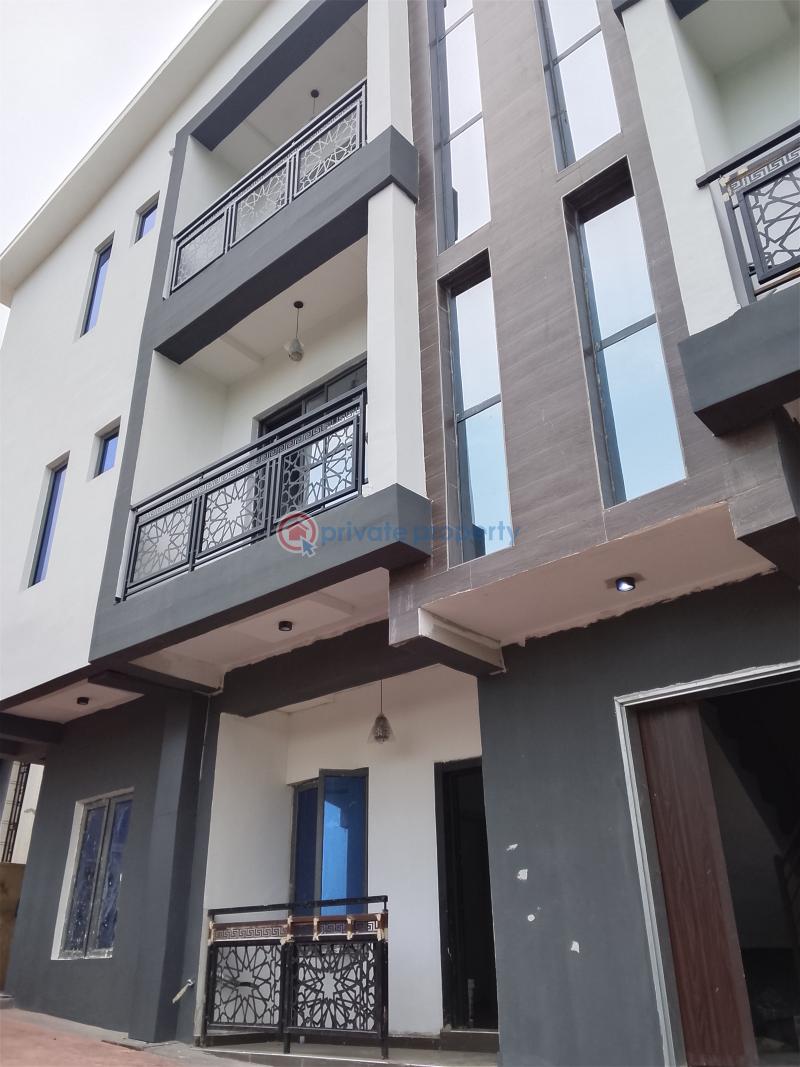 3 bedroom Block Of Flats For Rent Magboro Bus Stop Obafemi Owode Ogun - 1