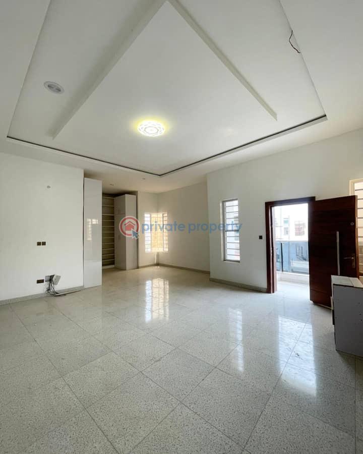 5 bedroom Block Of Flats For Sale Ologolo Lekki Lagos - 2