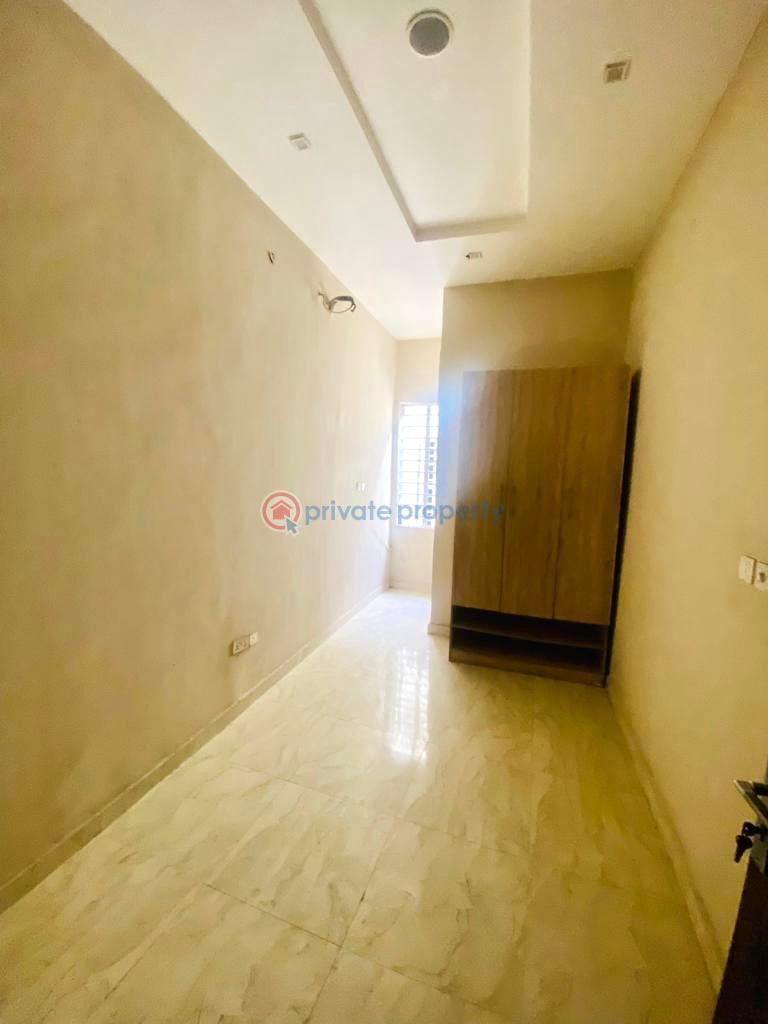 For rent 4 bedroom Terrace Victoria Garden City Lekki Lagos (PID