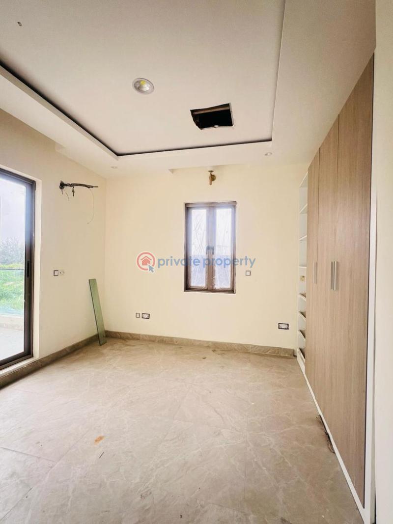 5 bedroom Semi detached Duplex For Sale Banana Island Ikoyi Lagos - 5