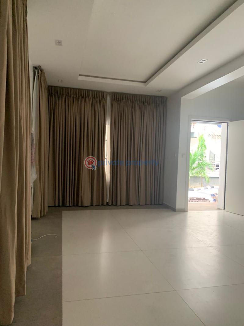 4 bedroom Block Of Flats For Rent Orchid Road Lekki Expressway Lagos - 1