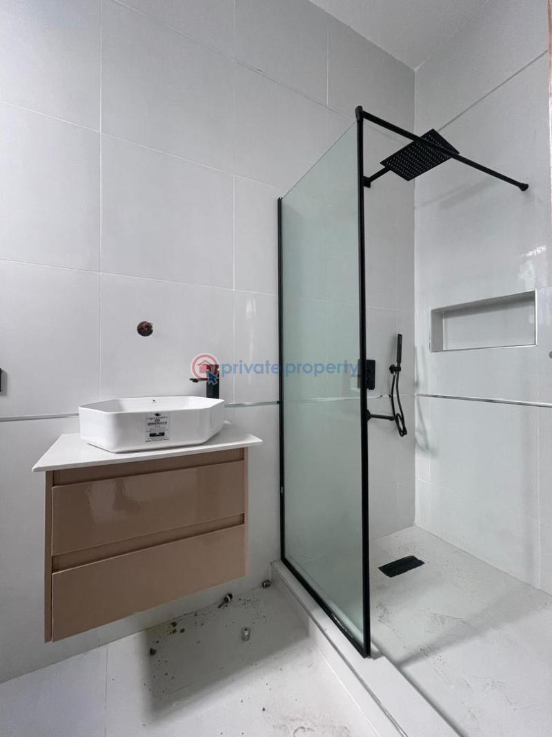 5 bedroom Detached Duplex For Sale Glory Estate Ajah Lagos - 9