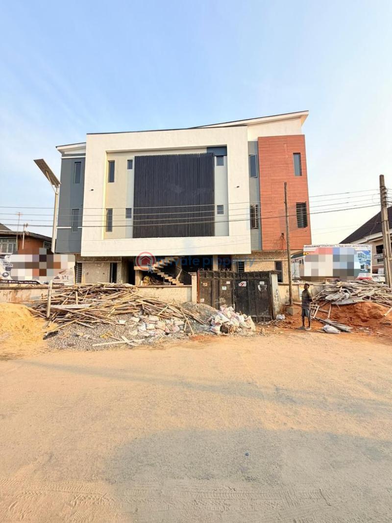 2 bedroom Block Of Flats For Sale Surulere Lagos - 9