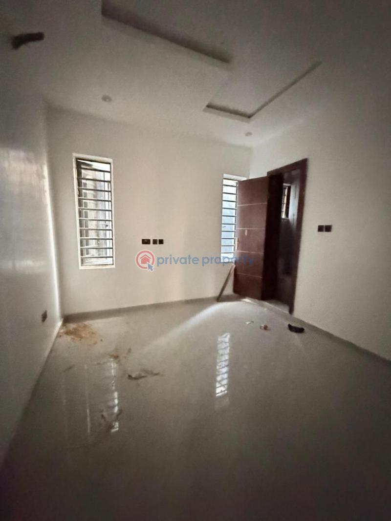 1 bedroom Block Of Flats For Sale Surulere Lagos - 6