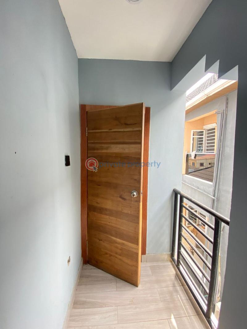 1 bedroom Flat & Apartment For Rent Ologolo Lekki Lagos - 1