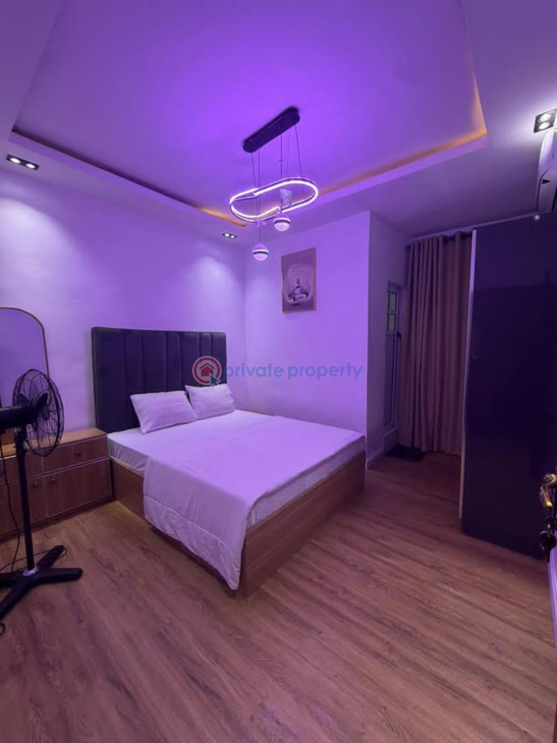 1 bedroom Block Of Flats Short let Onike Yaba Lagos - 0