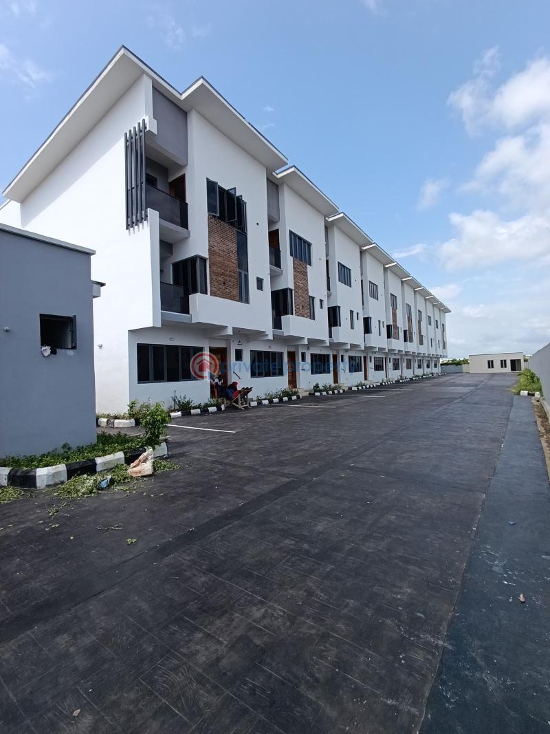 4 bedroom Terrace For Rent Lekki Phase 1 Lagos - 0