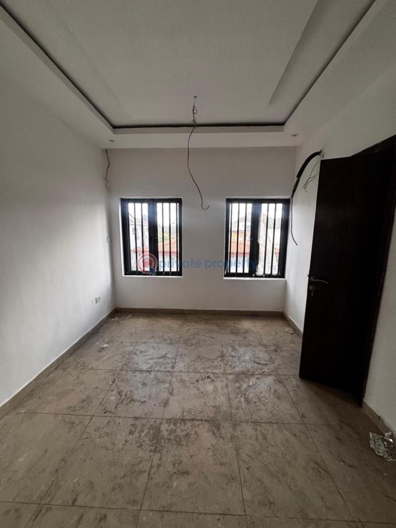 3 bedroom Block Of Flats For Sale Ikeja GRA Lagos - 4