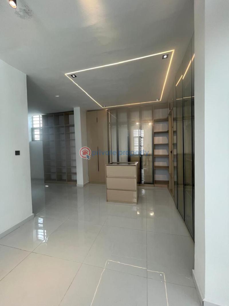 2 bedroom Block Of Flats For Sale Lekki Phase 1 Lagos - 1