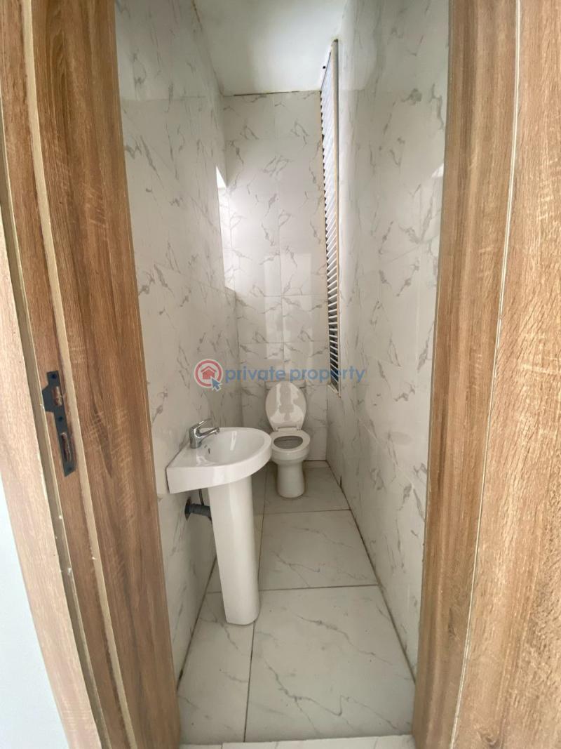 3 bedroom Block Of Flats For Sale Victoria Garden City Lekki Lagos - 2