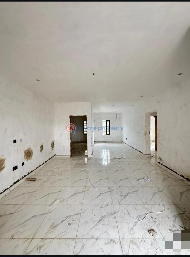 3 bedroom Block Of Flats For Sale Aguda  Surulere Lagos - 1