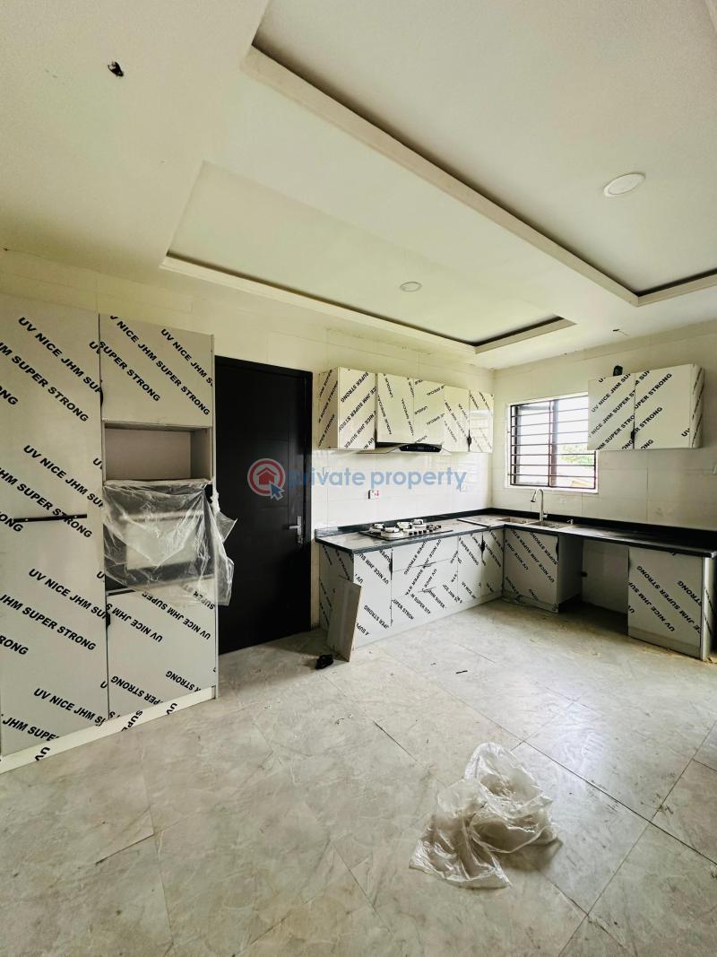 3 bedroom Flat & Apartment For Sale Maryland Ikeja Lagos - 9
