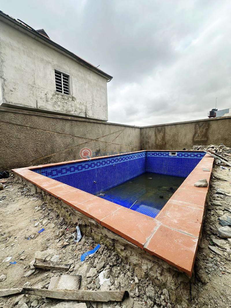 2 bedroom Flat & Apartment For Sale 2nd Toll Gate Lekki Lagos - 3