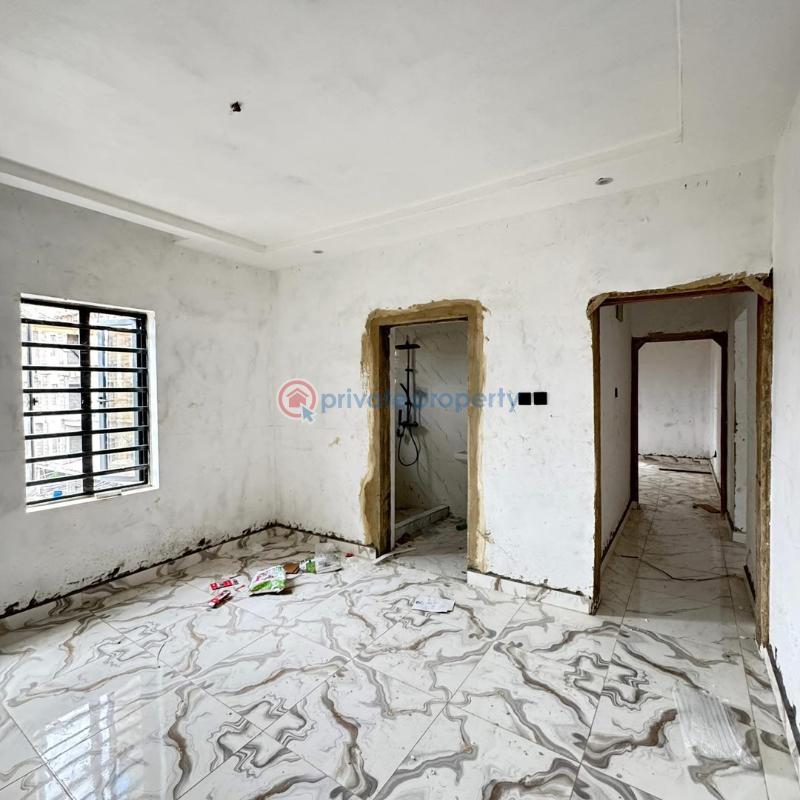 2 bedroom Flat & Apartment For Sale Surulere Lagos - 12