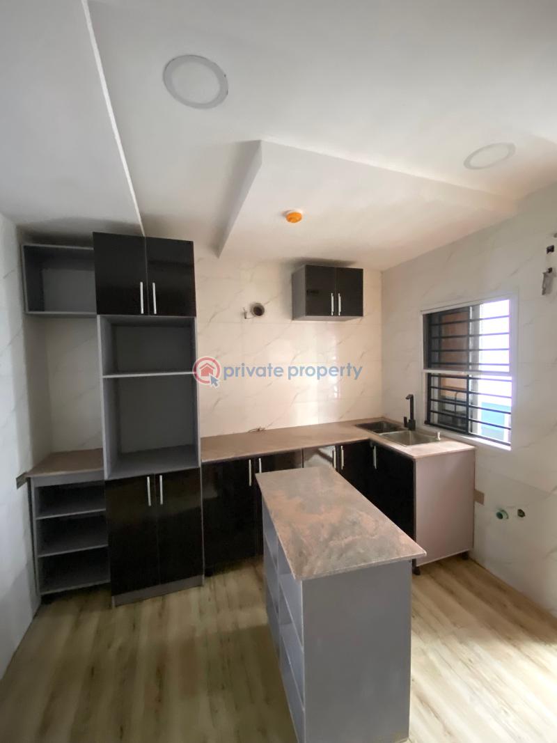 2 bedroom Block Of Flats For Sale Lekki Phase 1 Lagos - 9
