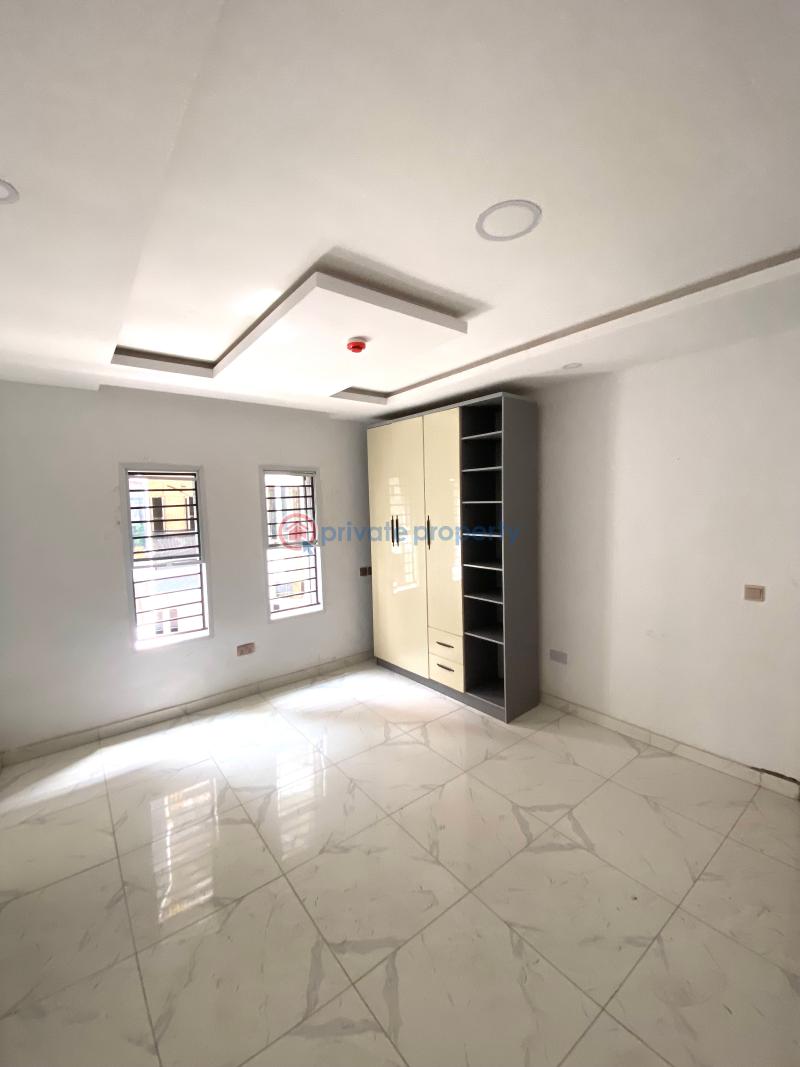 2 bedroom Block Of Flats For Sale Lekki Phase 1 Lagos - 4