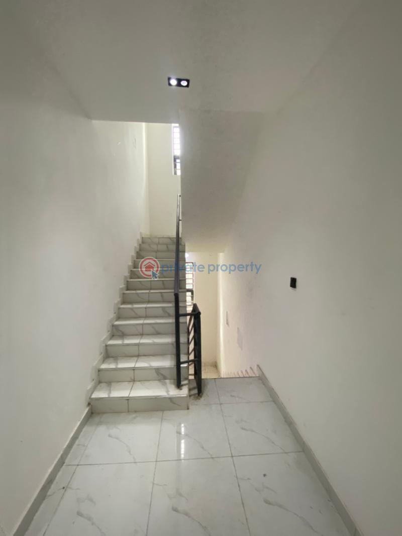 2 bedroom Block Of Flats For Rent Ikate Elegushi Lekki Lagos - 11