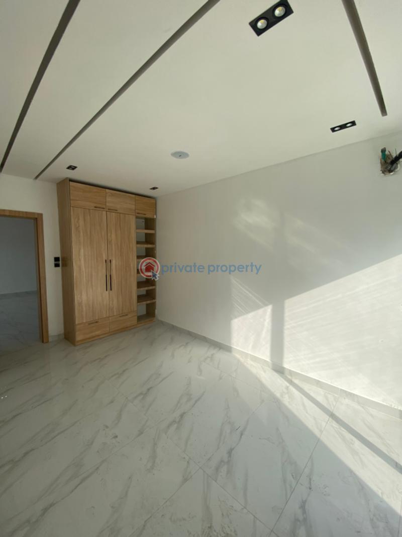 2 bedroom Flat & Apartment For Sale Lekki Phase1 Lekki Phase 1 Lagos - 3