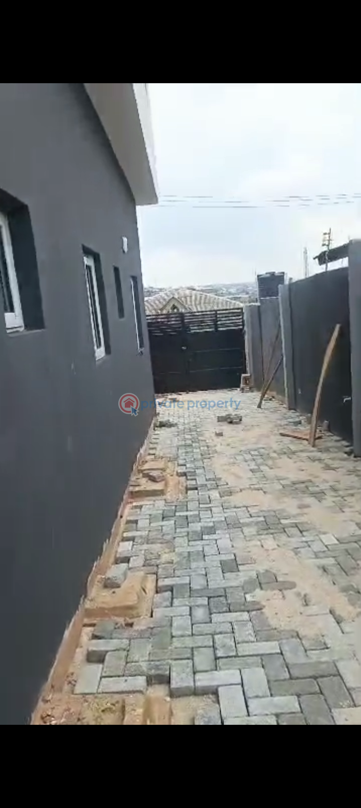Flat & Apartment For Rent Off College Road Ifako-ogba Lagos - 2