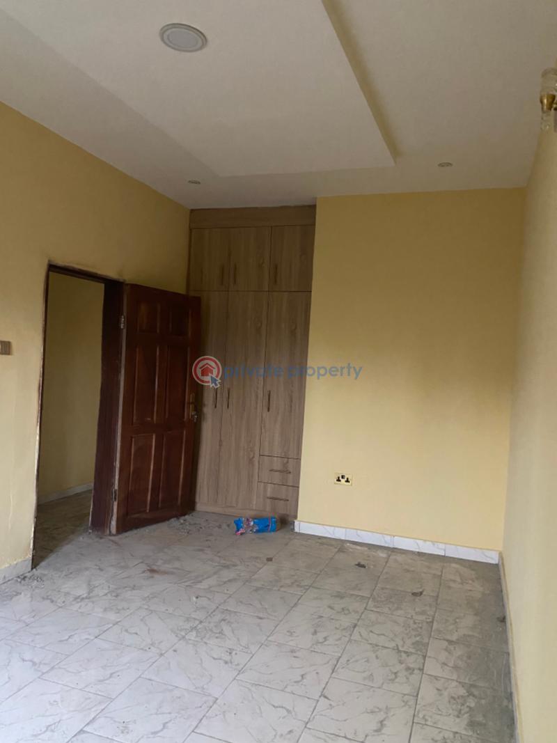 2 bedroom Flat & Apartment For Rent University View Estate Beside Petrocam Filling Station Olonkonla Ajah Lagos - 16