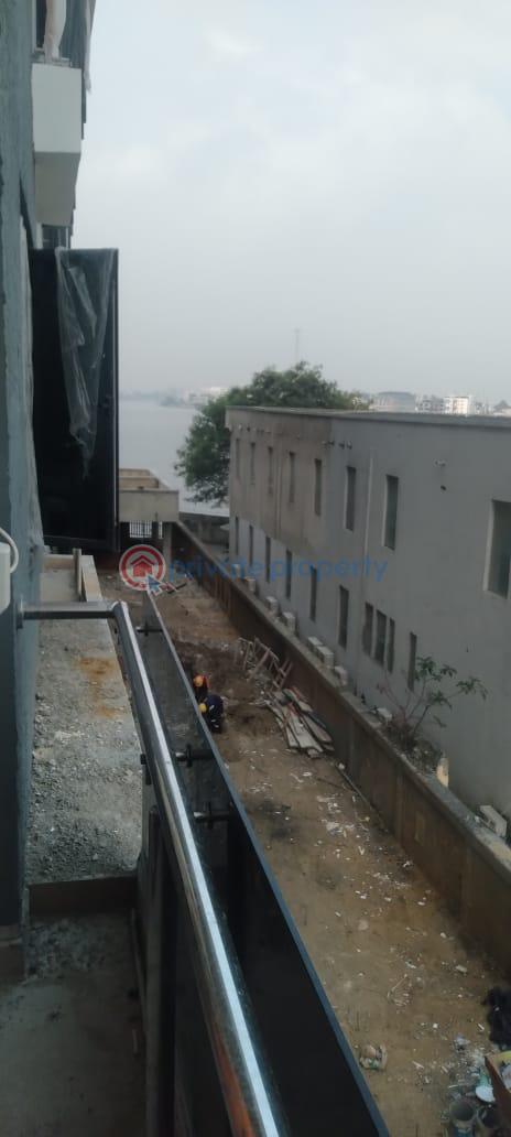 2 bedroom Block Of Flats For Sale Admiralty Road/admiralty Waterfront Apartments, Lekki Phase 1 Lagos - 3