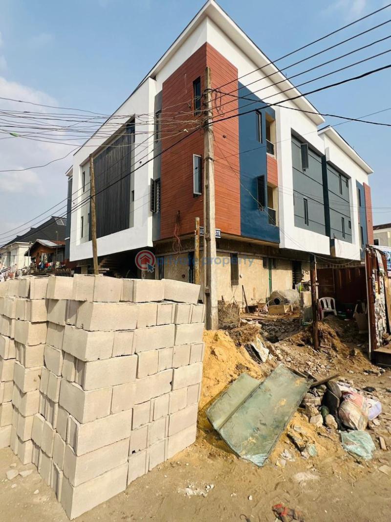 2 bedroom Flat & Apartment For Sale Surulere, Lagos Surulere Lagos - 1