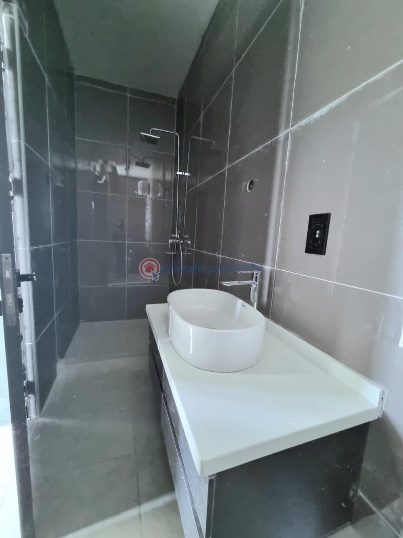 Newly built 2 bedroom apartment - 7 2 bedroom Flat & Apartment For Sale Lekki Phase 1 Lagos - 7