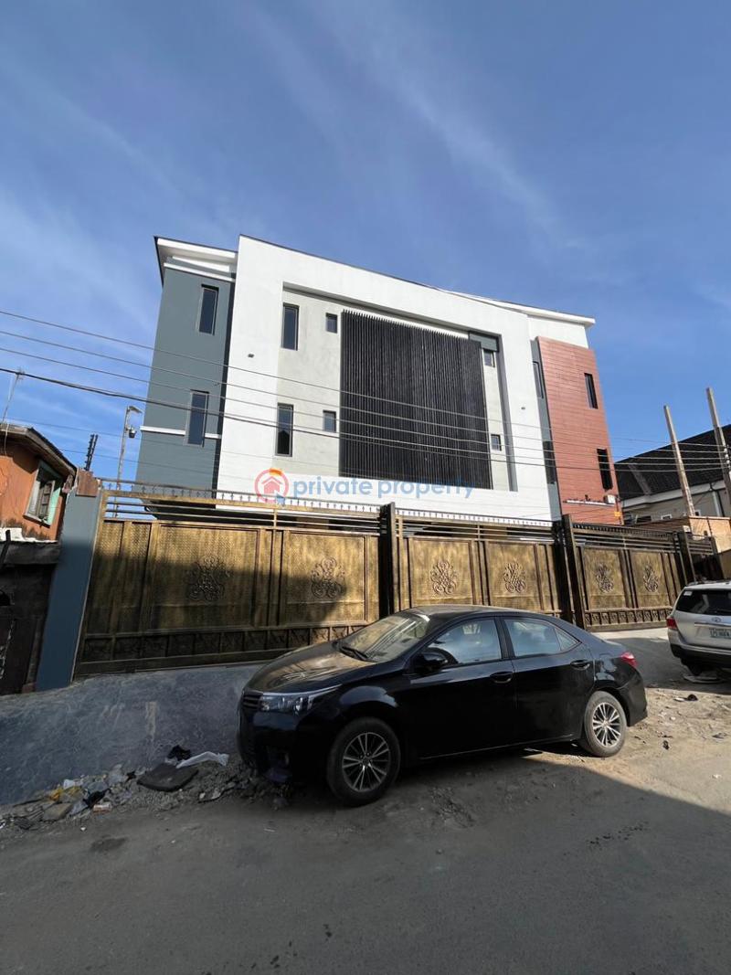 2 bedroom Block Of Flats For Sale Adeniran Ogunsanya Surulere Lagos - 1