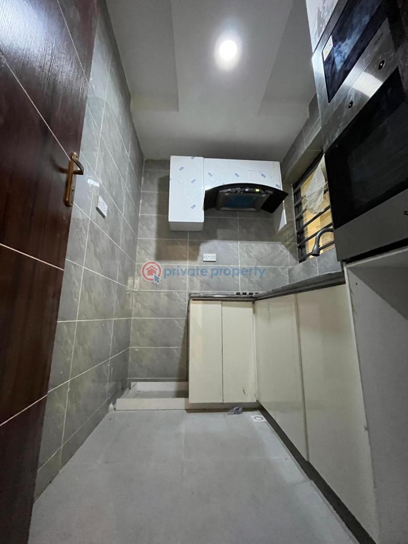 2 bedroom Block Of Flats For Sale Adeniran Ogunsanya Surulere Lagos - 4