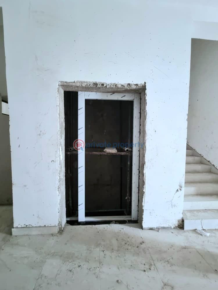 Newly built 2 bedroom apartment - 13 2 bedroom Flat & Apartment For Sale Lekki Phase 1 Lagos - 13