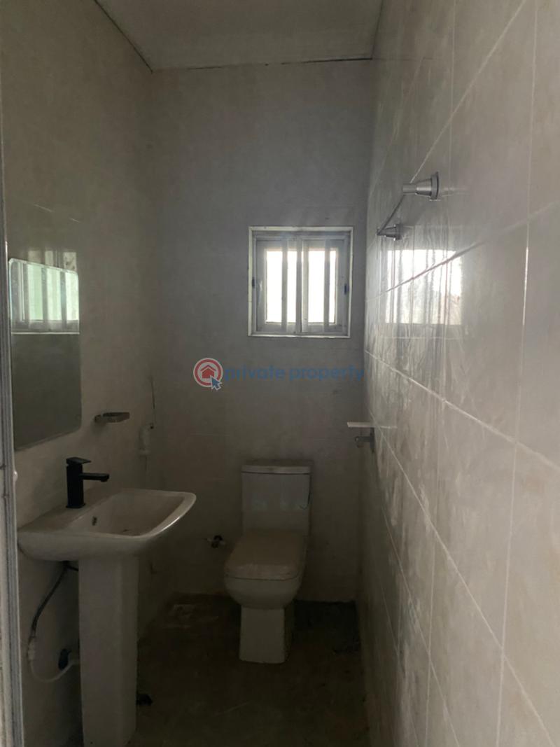 2 bedroom Flat & Apartment For Rent University View Estate Beside Petrocam Filling Station Olonkonla Ajah Lagos - 11