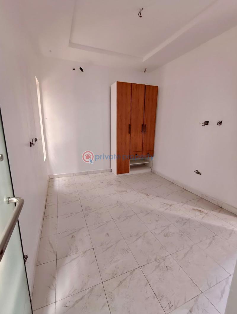 2 bedroom Block Of Flats For Sale Gbagada Lagos - 4