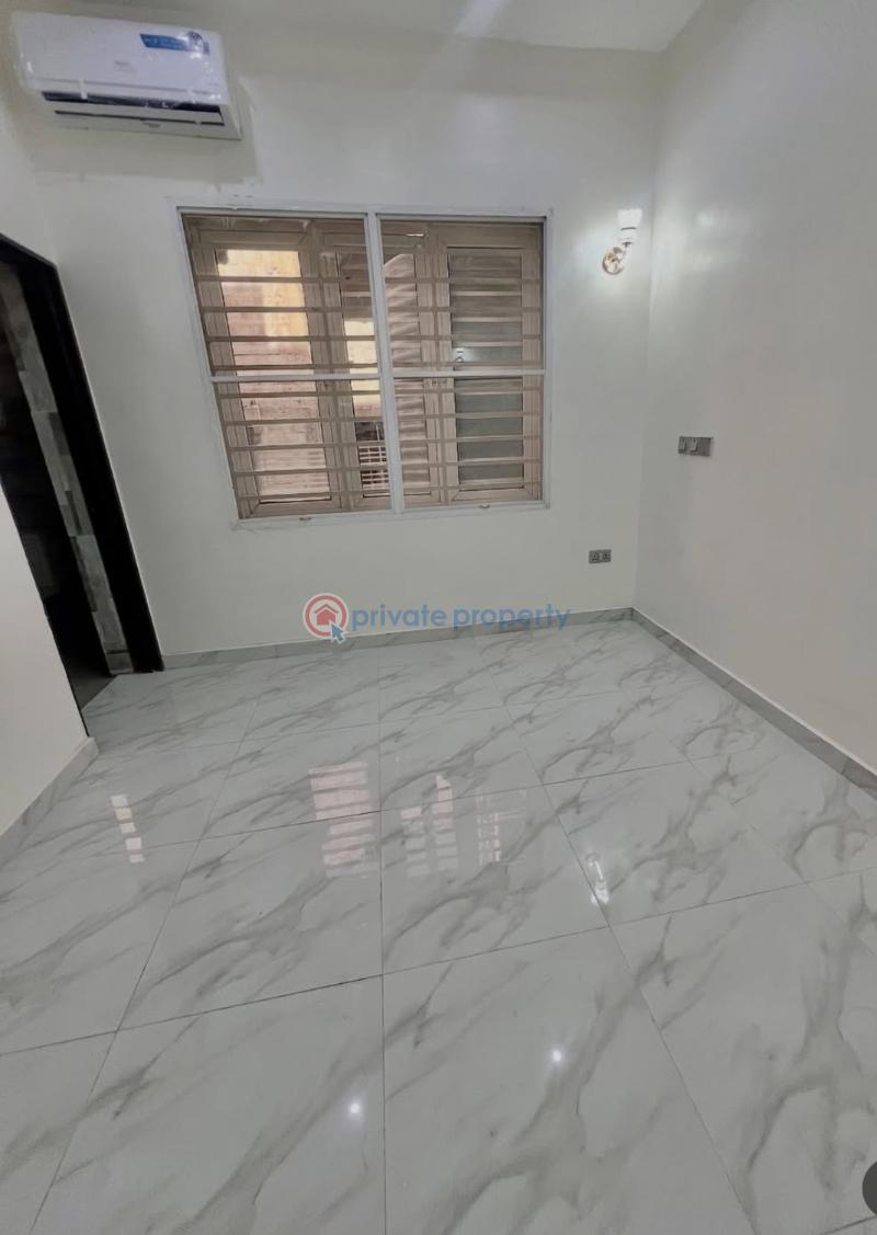 2 bedroom Block Of Flats For Rent Lugbe Districts Lugbe Abuja Phase 4  - 6