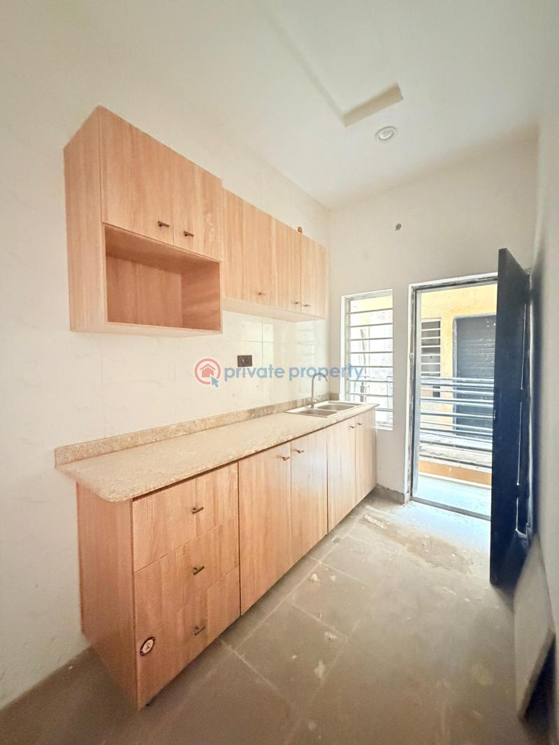 2 bedroom Block Of Flats For Sale Gbagada Lagos - 2
