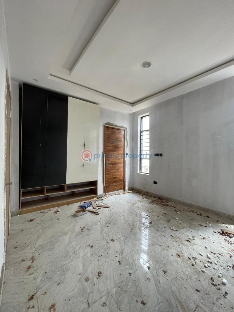 2 bedroom Block Of Flats For Sale Ikota Lekki Lagos - 3