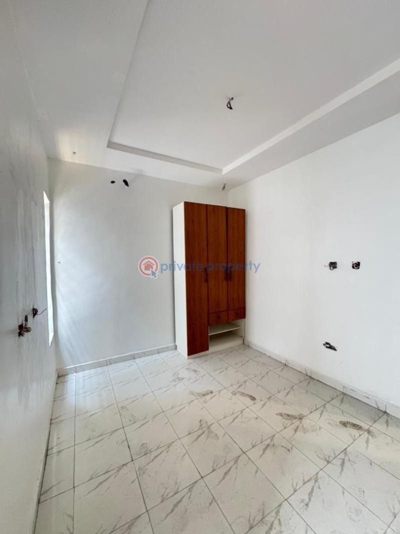 2 bedroom Block Of Flats For Sale Gbagada Lagos - 3
