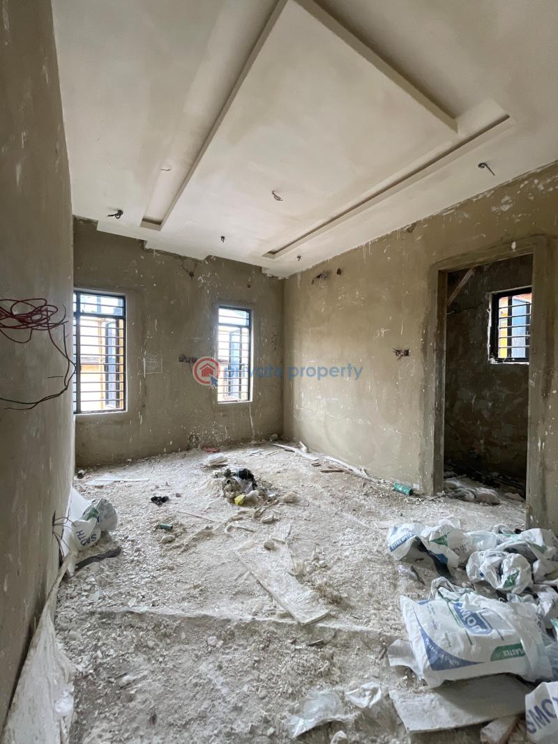 2 bedroom Block Of Flats For Sale Maryland Lagos - 3