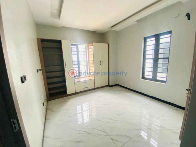 2 bedroom Block Of Flats For Sale Freedom Way, Lekki Lekki Lagos - 2