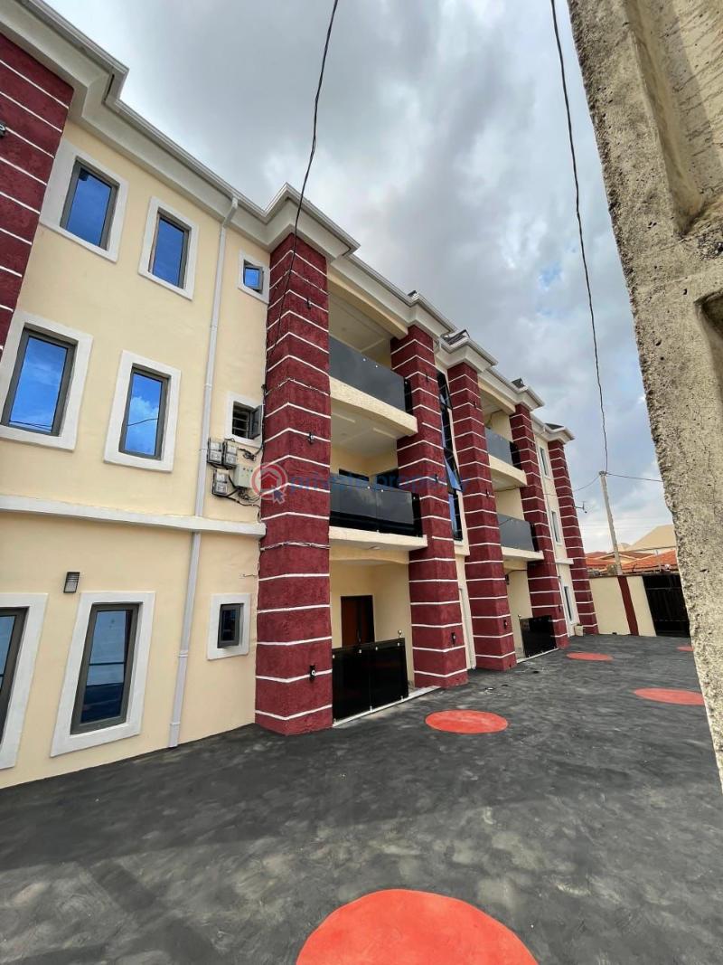 2 bedroom Block Of Flats For Rent Abanla, Ologuneru Ibadan Oyo - 0