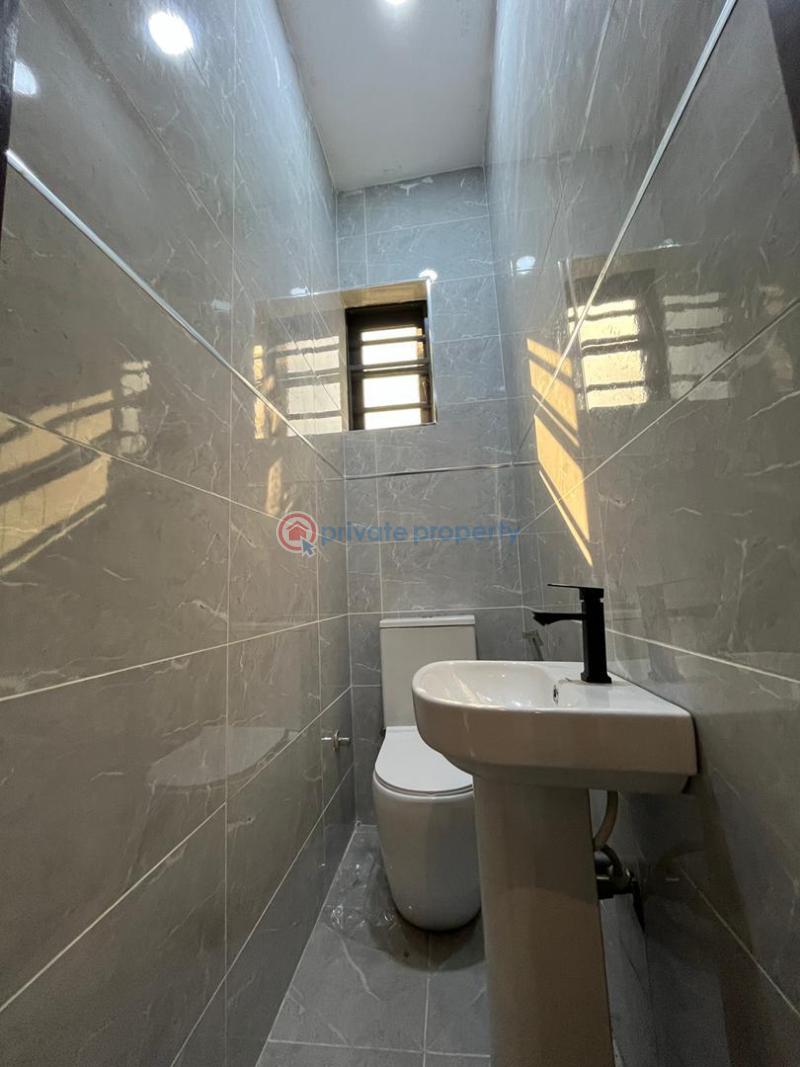 2 bedroom Block Of Flats For Sale Adeniran Ogunsanya Surulere Lagos - 5