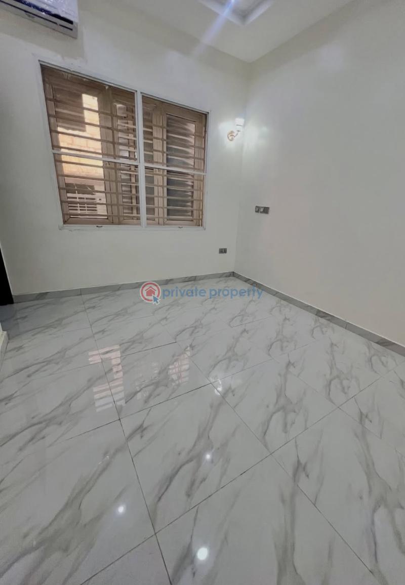 2 bedroom Block Of Flats For Rent Lugbe Districts Lugbe Abuja Phase 4  - 4