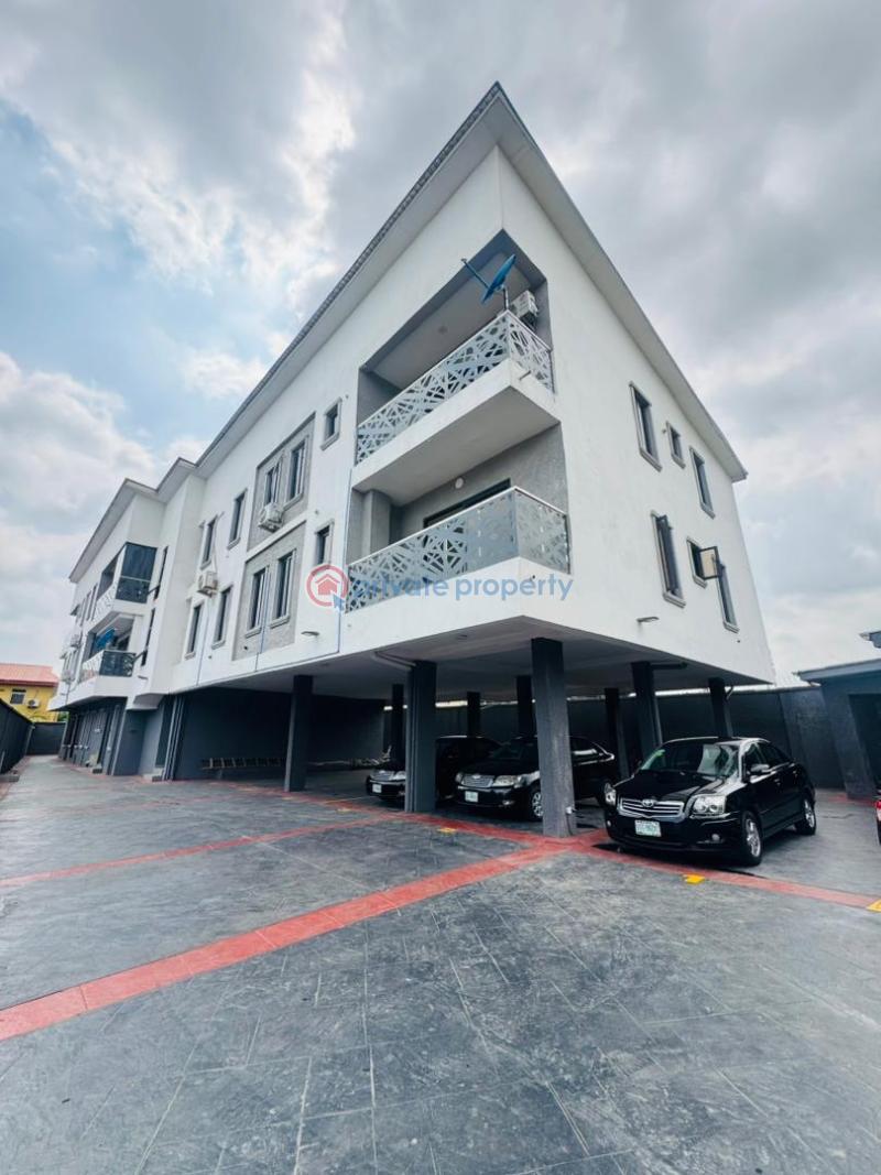 2 bedroom Block Of Flats For Sale Maryland Lagos - 3