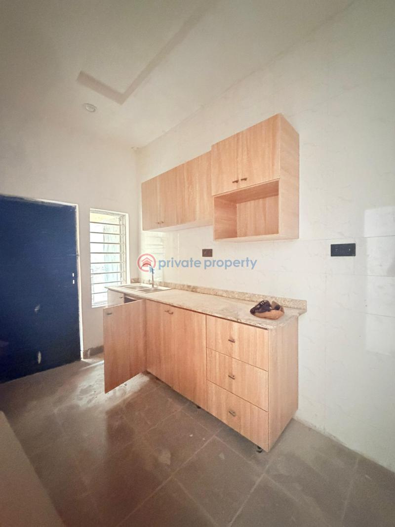 2 bedroom Block Of Flats For Sale Gbagada Lagos - 3