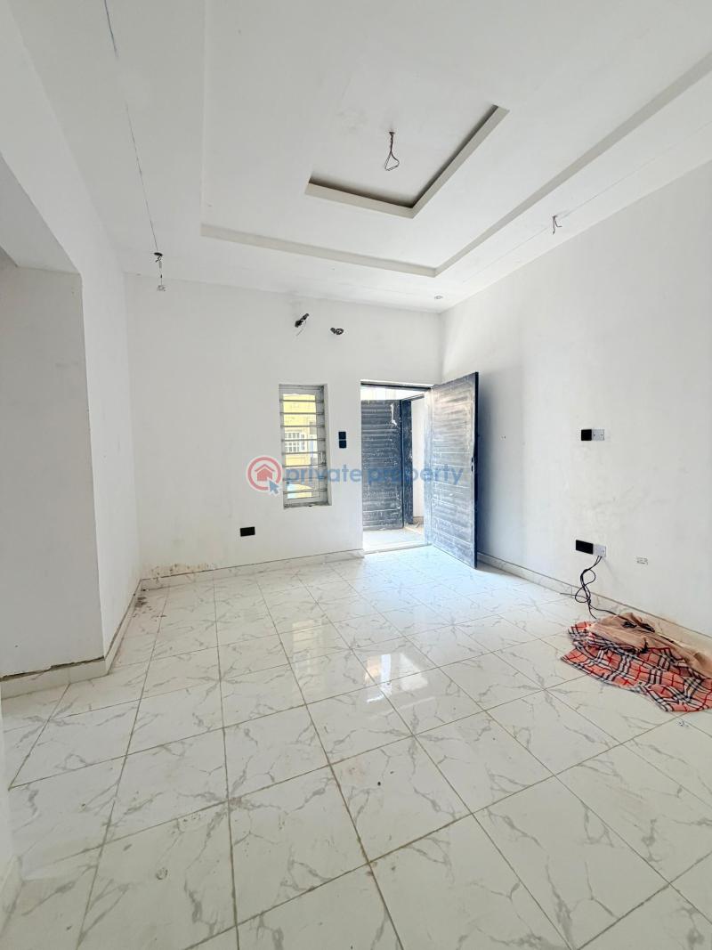 2 bedroom Block Of Flats For Sale Gbagada Lagos - 9