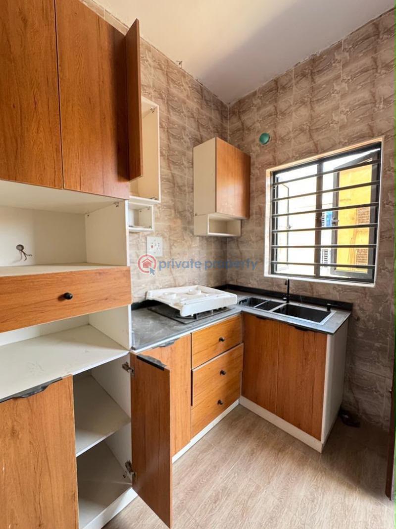 2 bedroom Flat & Apartment For Sale Gbagada Lagos - 3