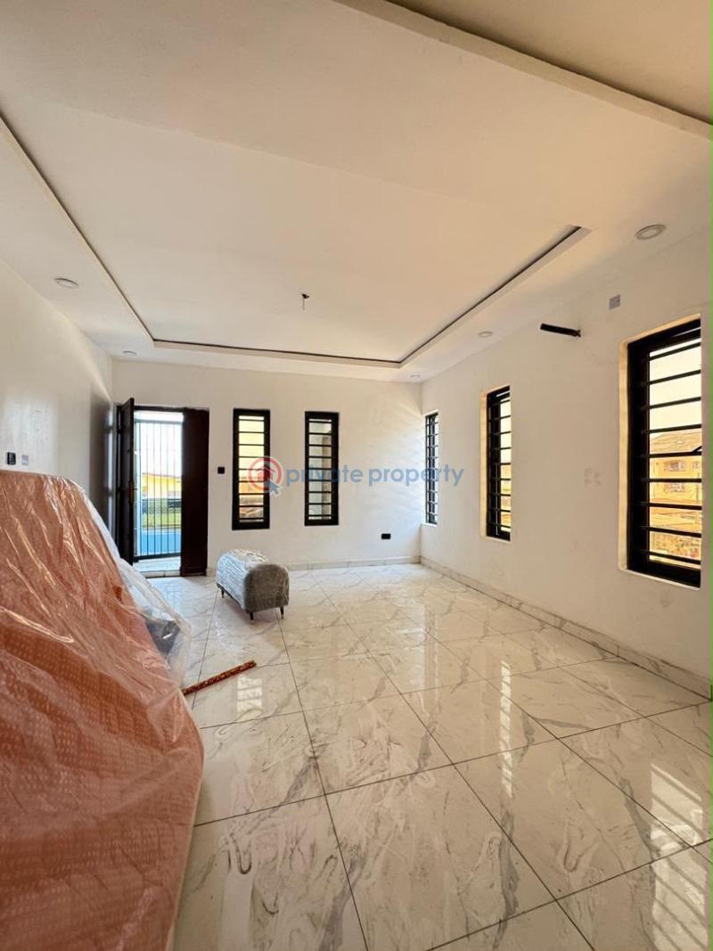 2 bedroom Flat & Apartment For Sale Gbagada Lagos - 2