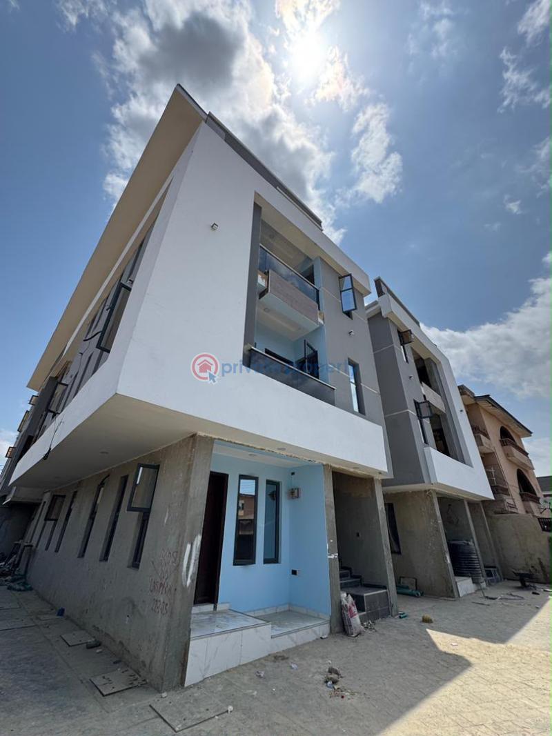 2 bedroom Block Of Flats For Sale Gbagada Lagos - 0